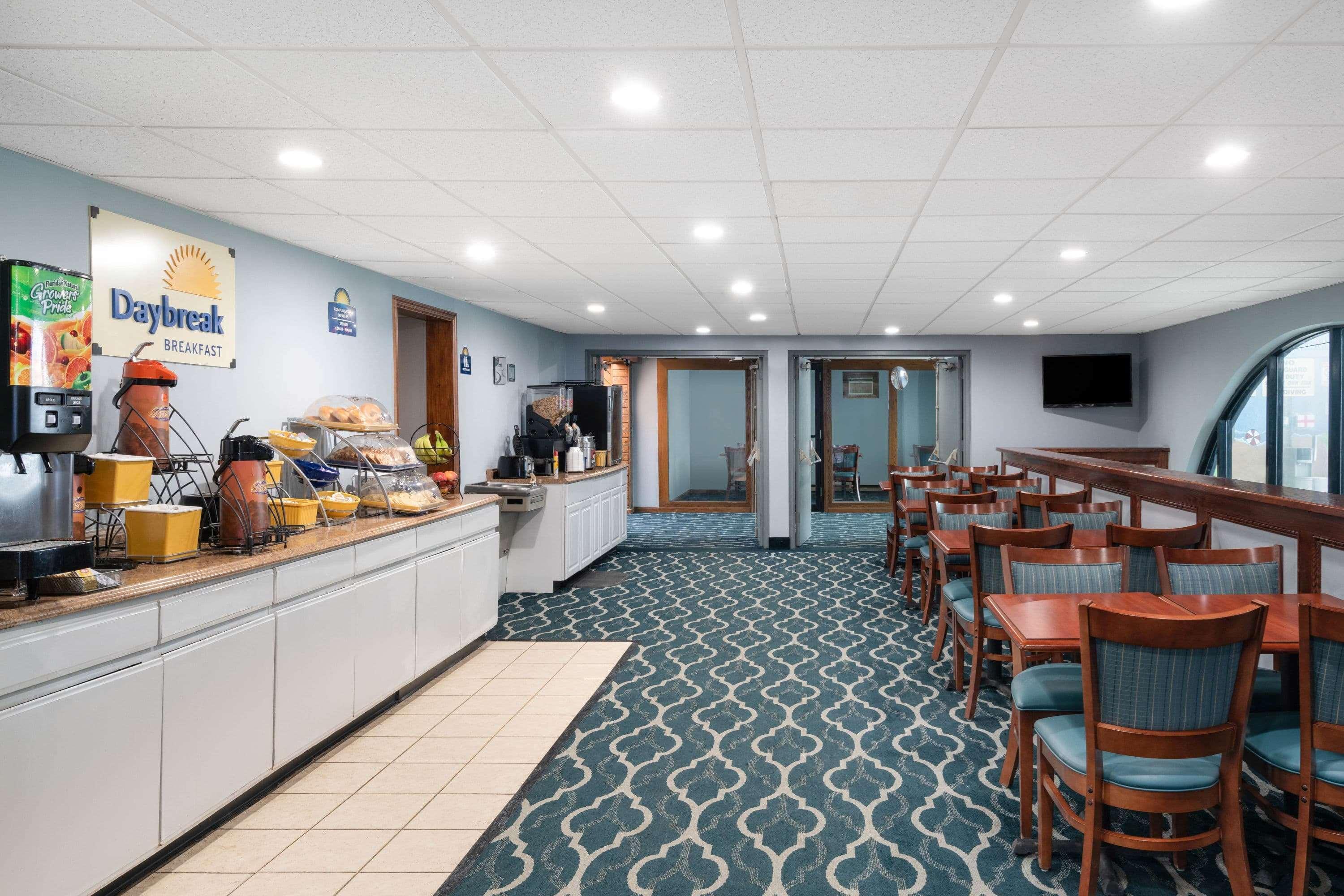 Days Inn By Wyndham Scranton Pa Dickson City Esterno foto